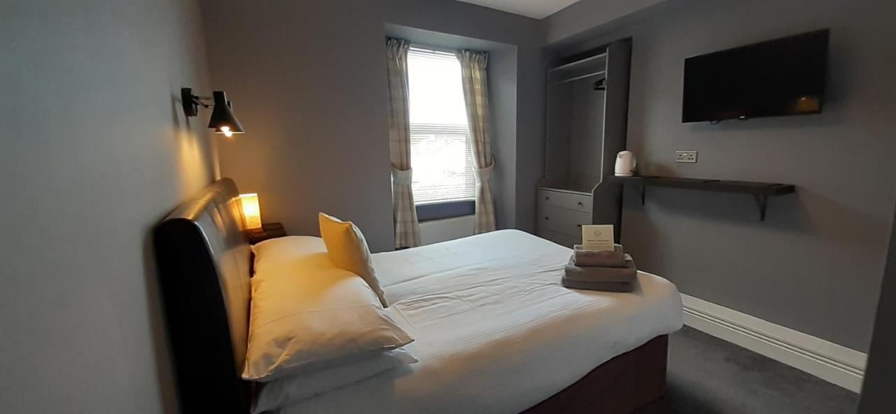 Bed and Breakfast Brook House ― Free On-Site Car Park Уиндермир Экстерьер фото