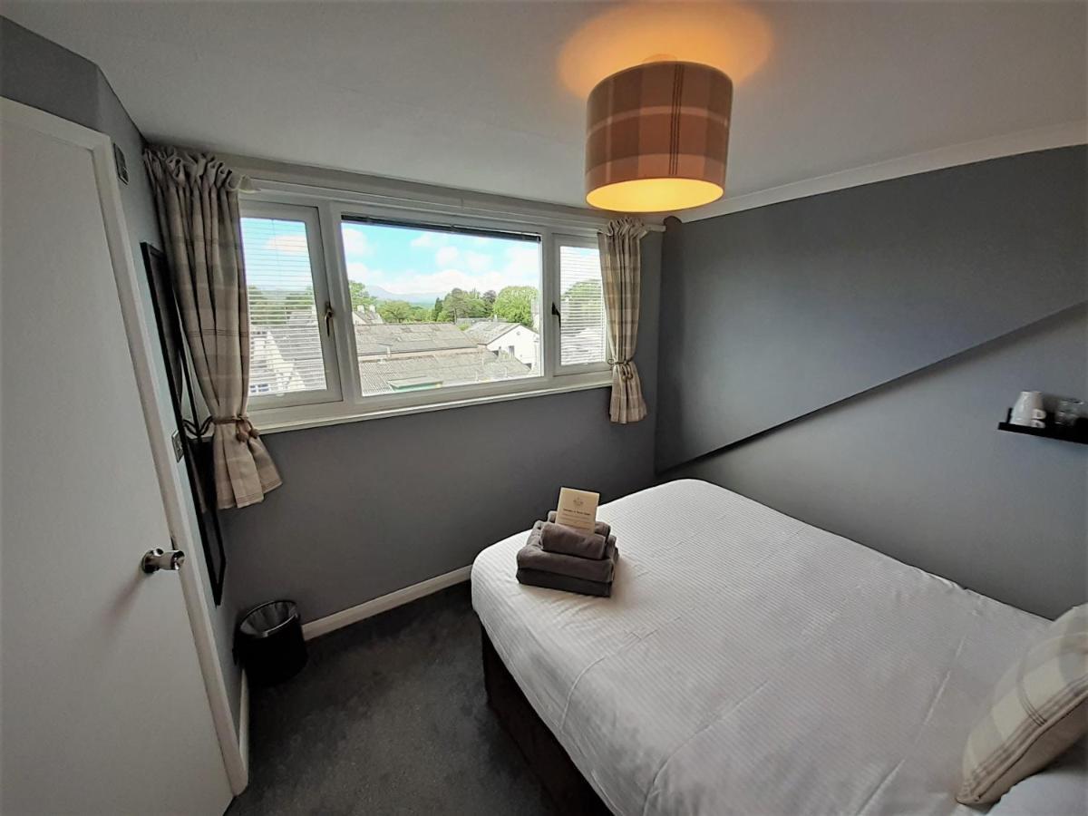Bed and Breakfast Brook House ― Free On-Site Car Park Уиндермир Экстерьер фото