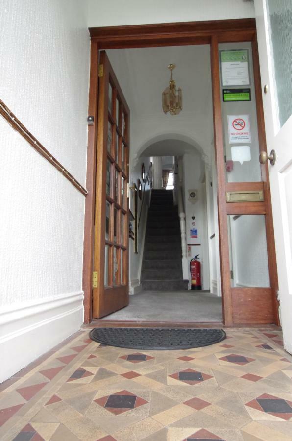 Bed and Breakfast Brook House ― Free On-Site Car Park Уиндермир Экстерьер фото
